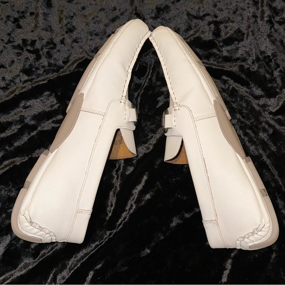 Kenneth Cole Reaction Lyon Bit Driver - Picture 6 of 9